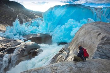 KHÁM PHÁ 4 NƯỚC BẮC ÂU – ICELAND